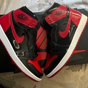 Patent bred Jordan 1 size 9